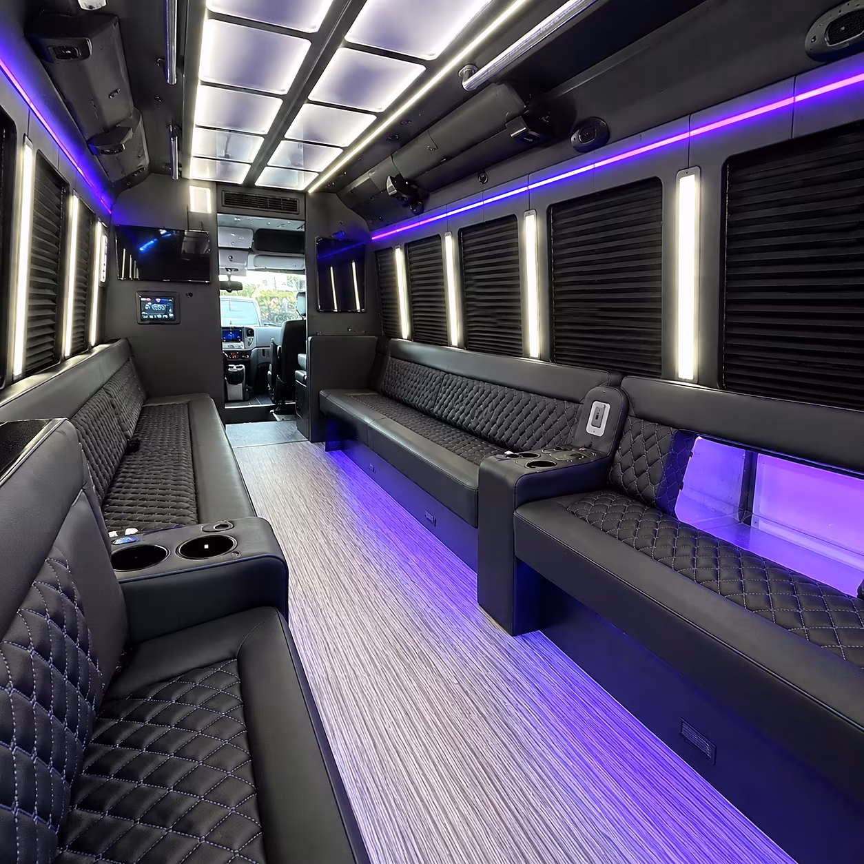 Rent a Bus to Newark Liberty International Airport