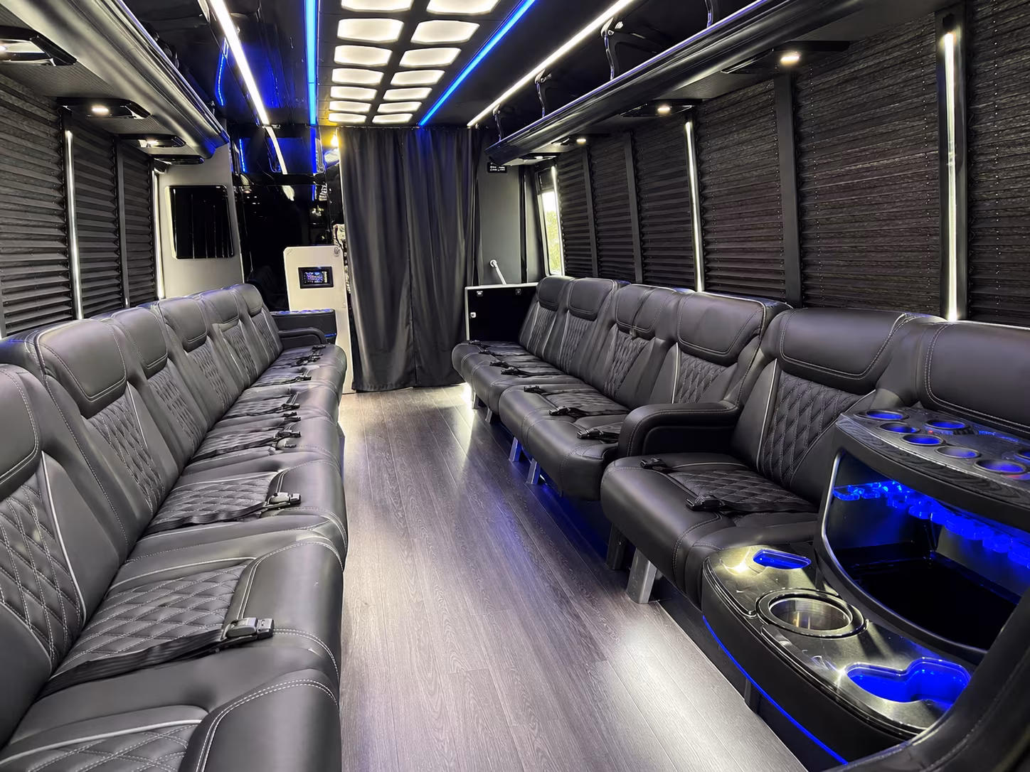 Bloomfield Homecoming & Prom Party Bus Rentals