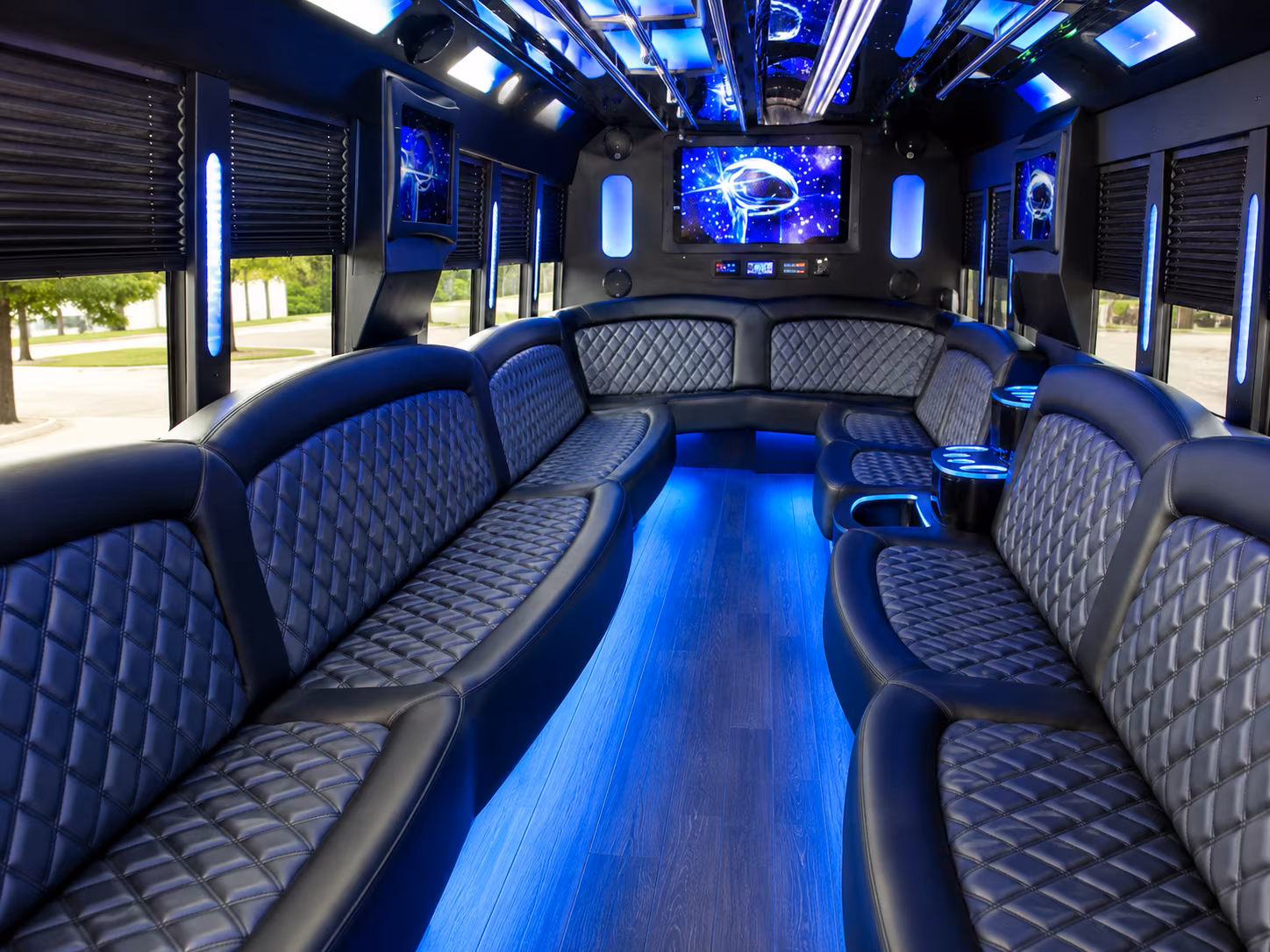 Elizabeth Birthday, Sweet 16, & Quinceañera Party Bus Rentals