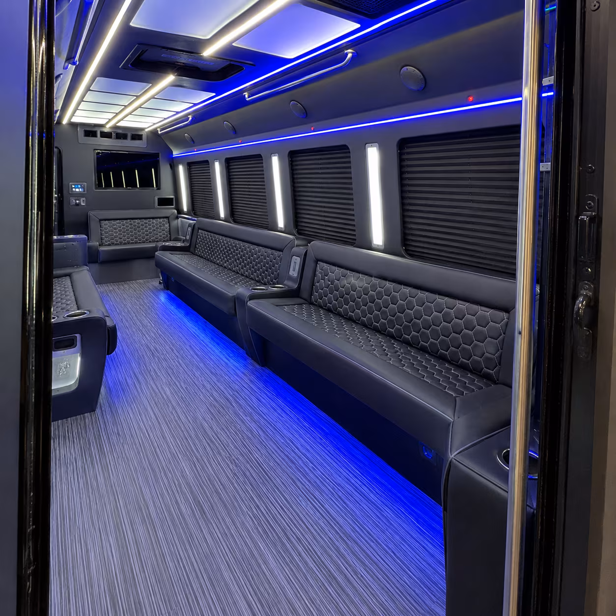 Newark Birthday, Sweet 16, & Quinceañera Party Bus Rentals
